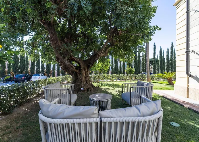 Alaxia Exclusive Apartments