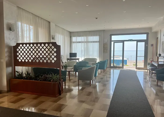 Hotel Tirreno